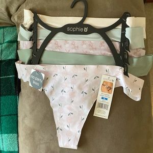 5 NWT / XL invisible thongs. Pink/ Sage